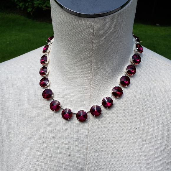 Anna Wintour fuchsia crystal necklace - Picture 1 of 4